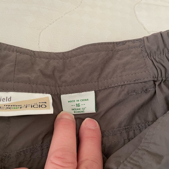 Brand new pair Exofficio of hiking/camping/bug resistant pants women’s size 16. - Picture 3 of 3